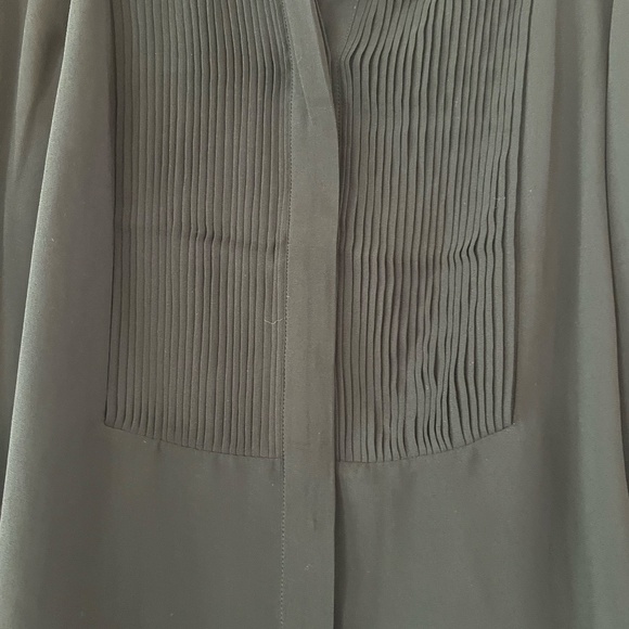 Black Banana Republic blouse - Picture 4 of 10